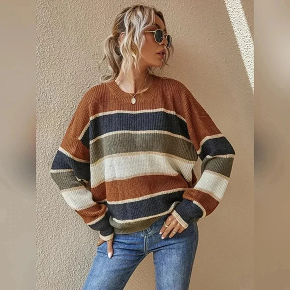 Striped Pattern Oversized Sweater - Picture 2 of 5